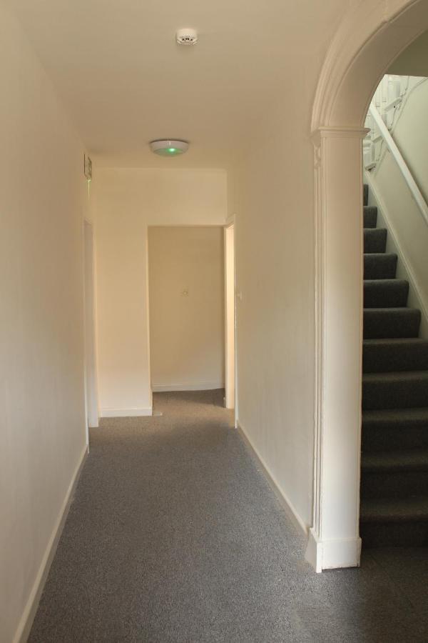 Spacious & Pet-Friendly 1Br Apt In Heywood 아파트 외부 사진