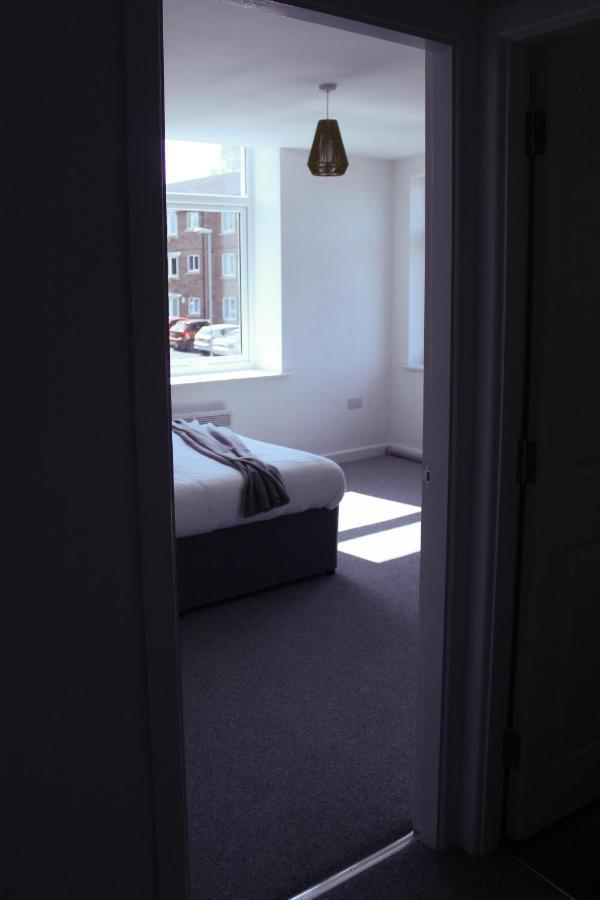 Spacious & Pet-Friendly 1Br Apt In Heywood 아파트 외부 사진