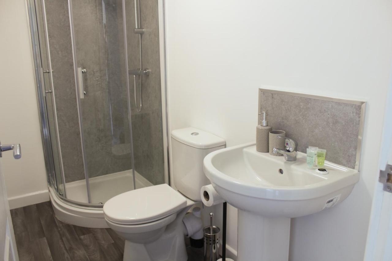 Spacious & Pet-Friendly 1Br Apt In Heywood 아파트 외부 사진